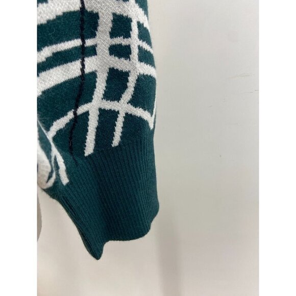 BCBGeneration Cropped Plaid Button Front Cardigan Whimsical Plaid Size M NWT - Picture 6 of 13